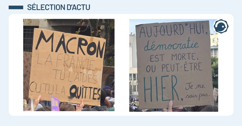 Deux images de pancartes, une disant "Macron, la France, tu l'aides ou tu la quittes", et une autre disant "aujourd'hui, démocratie est morte, ou peut-être hier, je ne sais pas"